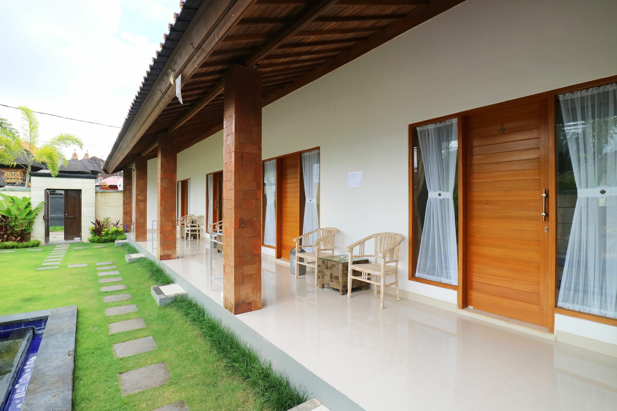 Aghasvina Guest House Canggu Exterior foto